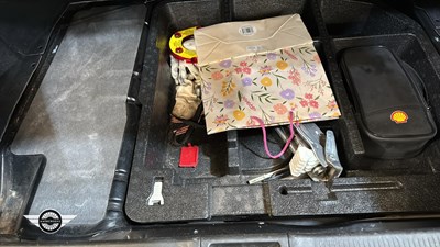 Lot 238 - 2003 MERCEDES CLK 500 AVANTGARDE AUTO