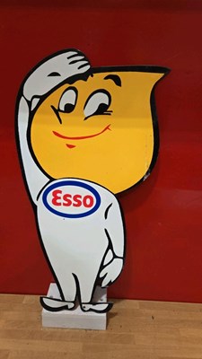 Lot 555 - MR DRIP STYLE SIGN 21" X 11"