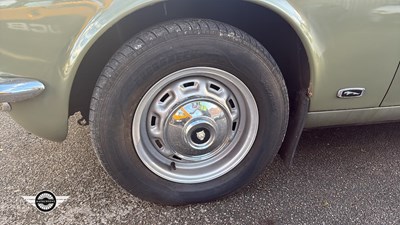 Lot 722 - 1975 JAGUAR XJ 3.4 AUTO