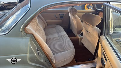 Lot 722 - 1975 JAGUAR XJ 3.4 AUTO
