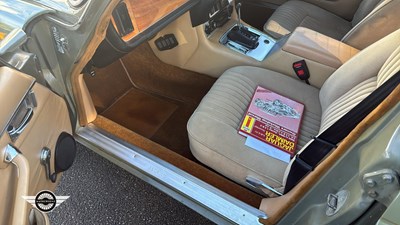 Lot 722 - 1975 JAGUAR XJ 3.4 AUTO