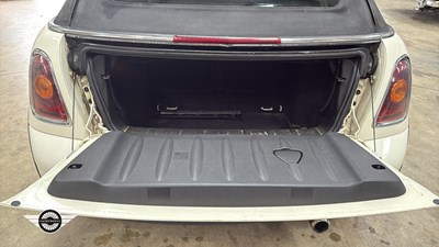 Lot 564 - 2009 MINI COOPER