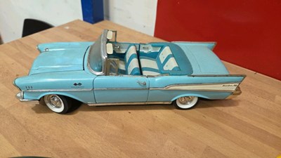 Lot 79 - SELECTION OF 1/24 & 1/18 SCALE MODEL CARS