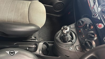 Lot 606 - 2011 FIAT 500 C TWINAIR