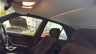Lot 172 - 1996 MERCEDES C220 ELEGANCE DIESEL A