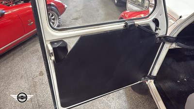 Lot 642 - 1989 CITROEN 2CV6 DOLLY