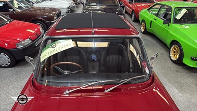 Lot 840 - 1968 ROVER 2000 TC