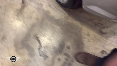 Lot 42 - 2005 MERCEDES SLK280 AUTO