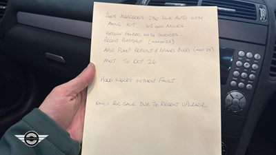 Lot 42 - 2005 MERCEDES SLK280 AUTO