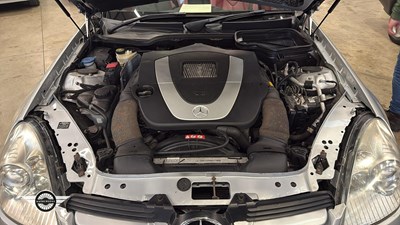 Lot 42 - 2005 MERCEDES SLK280 AUTO