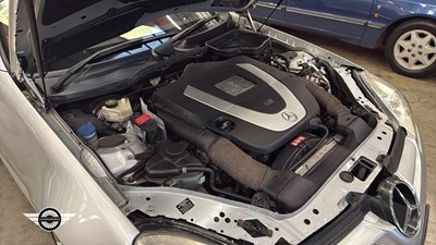 Lot 42 - 2005 MERCEDES SLK280 AUTO