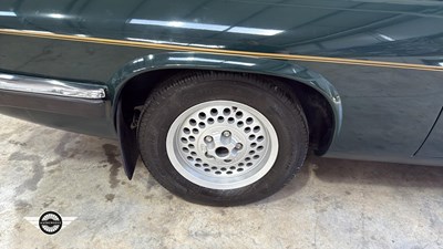Lot 842 - 1986 JAGUAR XJS HE AUTO