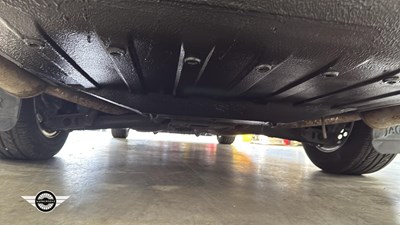 Lot 842 - 1986 JAGUAR XJS HE AUTO