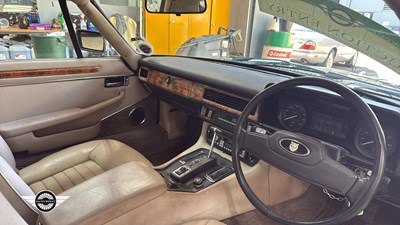 Lot 842 - 1986 JAGUAR XJS HE AUTO