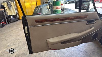 Lot 842 - 1986 JAGUAR XJS HE AUTO