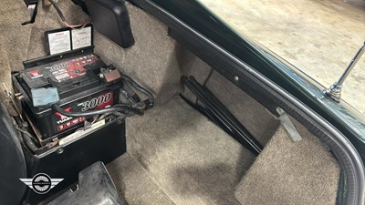 Lot 842 - 1986 JAGUAR XJS HE AUTO