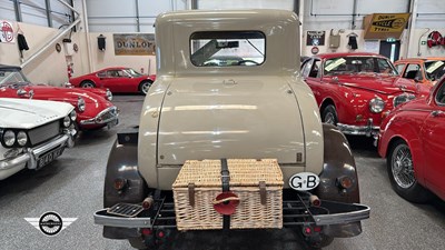 Lot 57 - 1930 MORRIS COWLEY