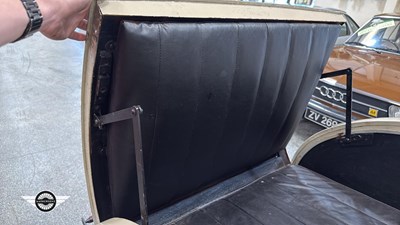 Lot 57 - 1930 MORRIS COWLEY