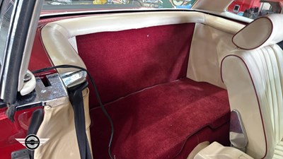 Lot 860 - 1980 MERCEDES 350 SL AUTO