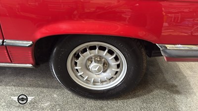 Lot 860 - 1980 MERCEDES 350 SL AUTO