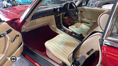 Lot 860 - 1980 MERCEDES 350 SL AUTO
