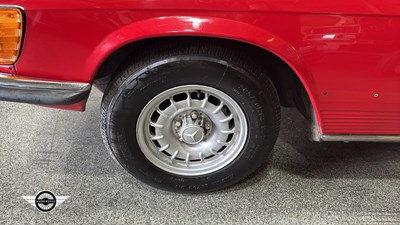 Lot 860 - 1980 MERCEDES 350 SL AUTO