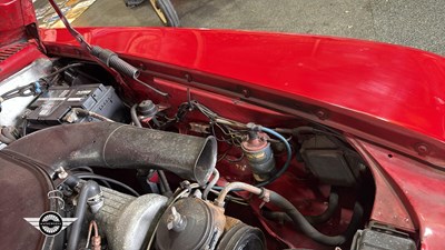 Lot 860 - 1980 MERCEDES 350 SL AUTO