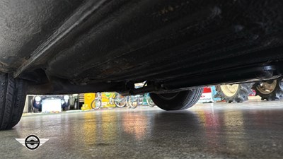 Lot 860 - 1980 MERCEDES 350 SL AUTO