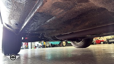 Lot 860 - 1980 MERCEDES 350 SL AUTO