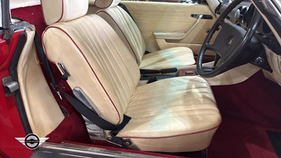 Lot 860 - 1980 MERCEDES 350 SL AUTO