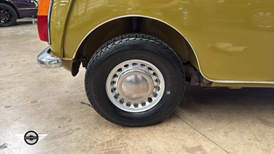 Lot 18 - 1976 LEYLAND CARS MINI CLUBMAN 1100