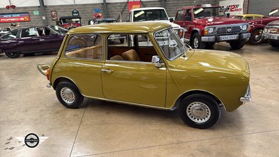 Lot 18 - 1976 LEYLAND CARS MINI CLUBMAN 1100