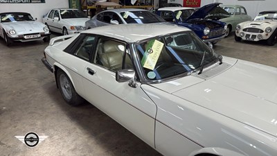 Lot 46 - 1989 JAGUAR XJS HE AUTO