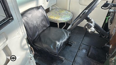 Lot 250 - 1938 MORRIS 8 -GPO LINESMAN VAN