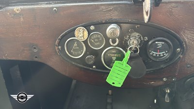 Lot 250 - 1938 MORRIS 8 -GPO LINESMAN VAN