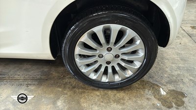 Lot 750 - 2010 FORD KA ZETEC