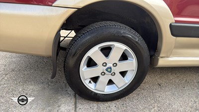 Lot 584 - 2005 PROTON JUMBUCK GLS