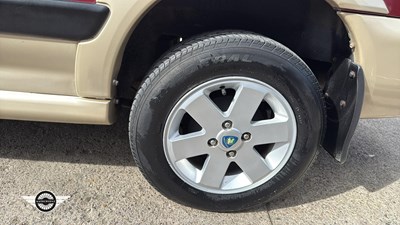 Lot 584 - 2005 PROTON JUMBUCK GLS