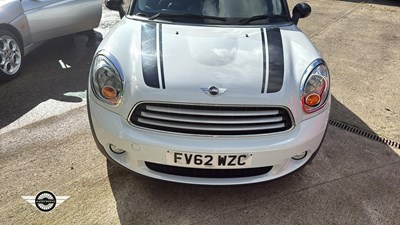 Lot 38 - 2012 MINI COUNTRYMAN COOPER D AUTO