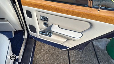 Lot 886 - 1993 BENTLEY TURBO R AUTO