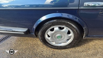 Lot 886 - 1993 BENTLEY TURBO R AUTO