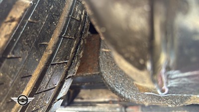 Lot 886 - 1993 BENTLEY TURBO R AUTO