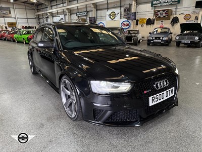 Lot 527 - 2014 AUDI RS4 FSI QUATTRO AUTO