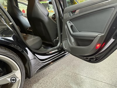 Lot 527 - 2014 AUDI RS4 FSI QUATTRO AUTO