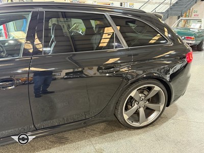 Lot 527 - 2014 AUDI RS4 FSI QUATTRO AUTO