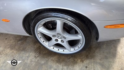 Lot 668 - 2002 JAGUAR XK8 COUPE AUTO