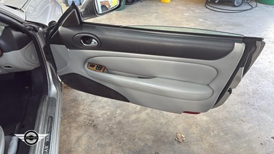 Lot 668 - 2002 JAGUAR XK8 COUPE AUTO