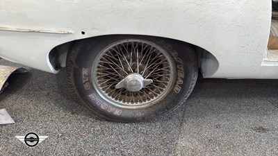 Lot 472 - 1968 JAGUAR