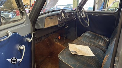 Lot 430 - 1954 AUSTIN A40