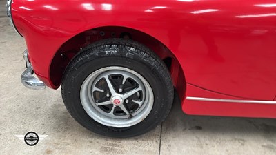 Lot 182 - 1973 MG MIDGET